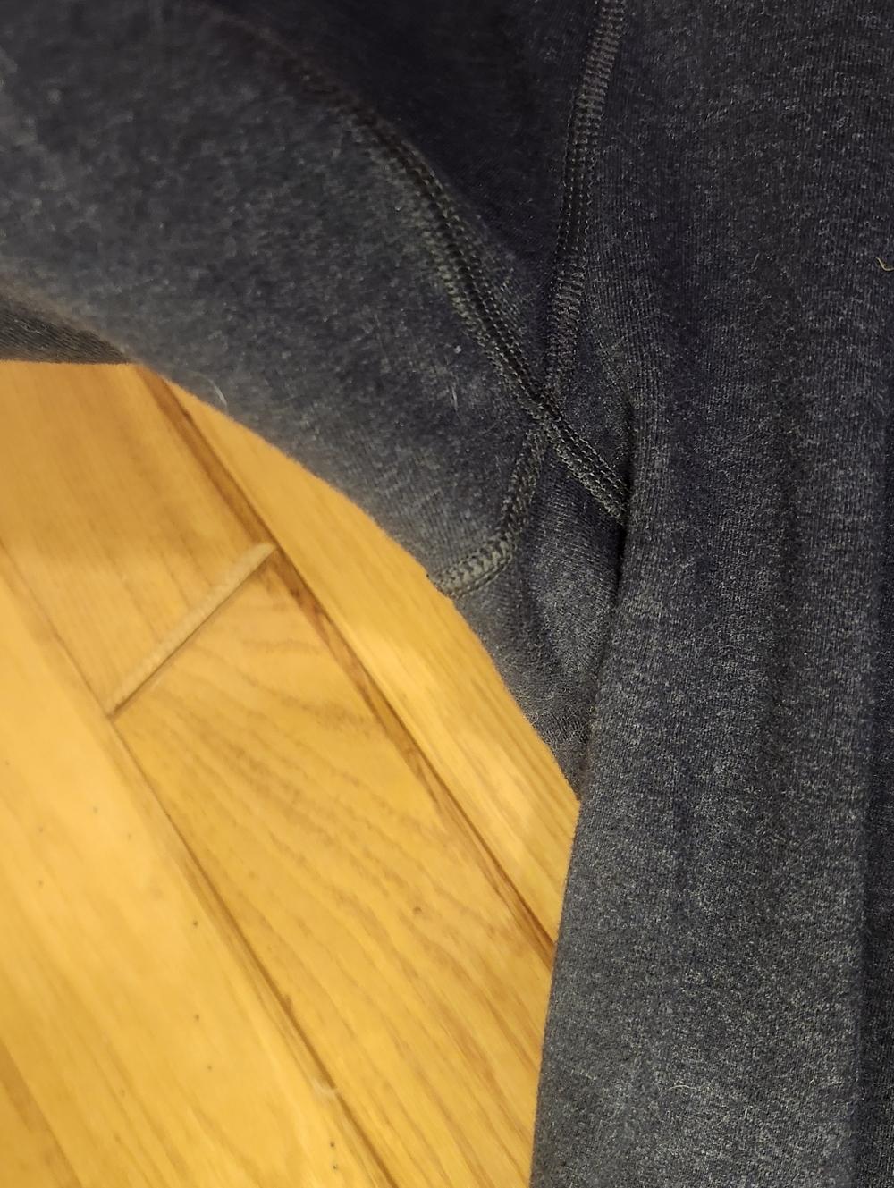 Fila Sport Small Dark Gray Active Cropped Leggings with Side And Back Pockets - Picture 5 of 10